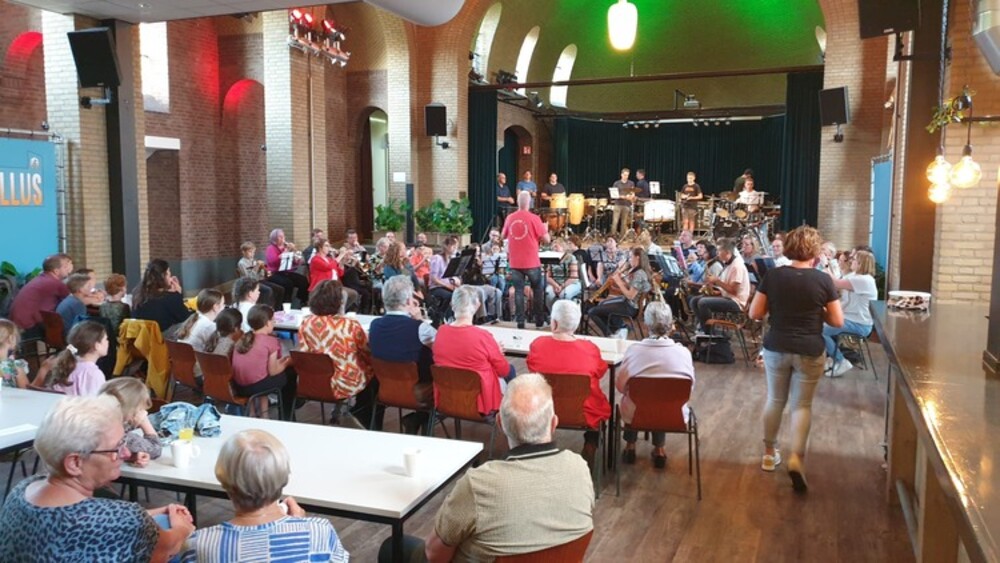 2024-07-04 Uitzwaaiconcert